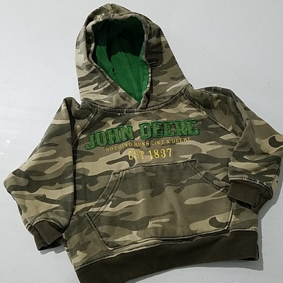John Deere Other - John Deere tractor 3T camo hoodie sweater John Deere Other - John Deere tractor 3T camo hoodie sweater